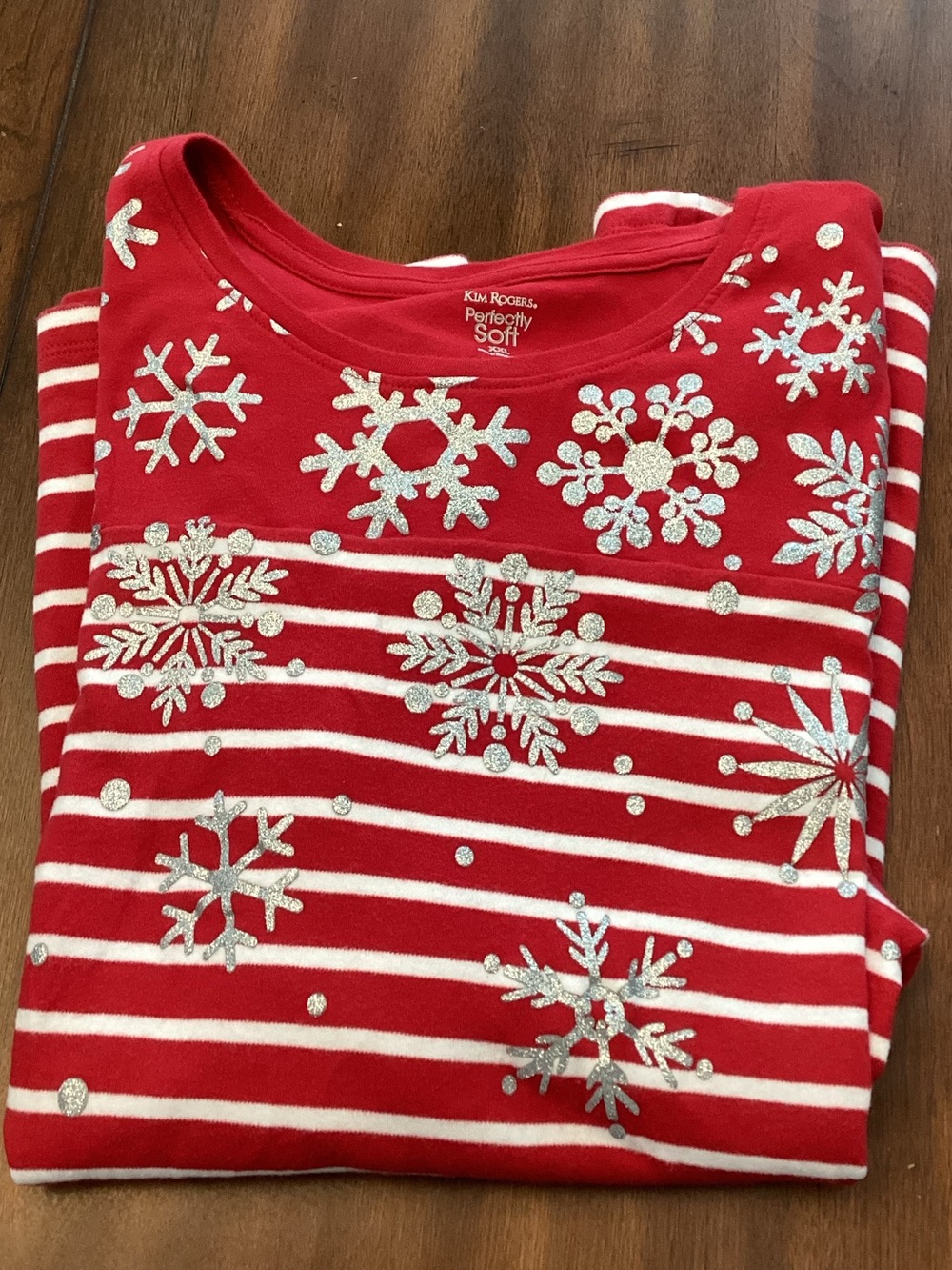 Perfectly Soft Glitter Ladies Snowflake Pullover Top Size XXL